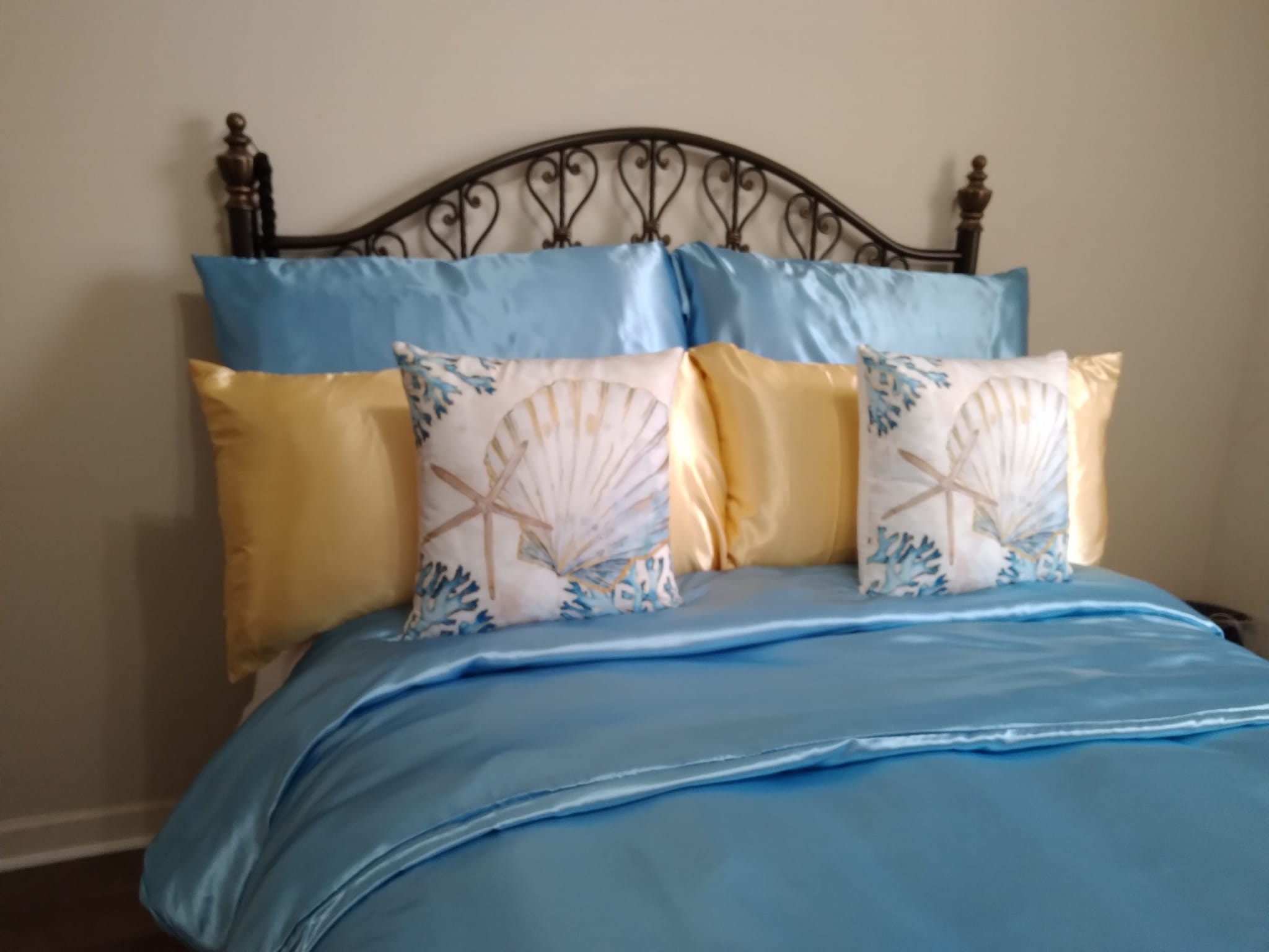 Blue & Gold Satin 7-pcs.